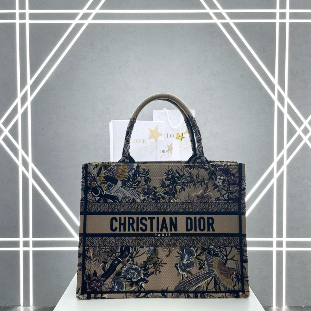 디올 Dior Large Dior Book Tote Apricot 41.5cm