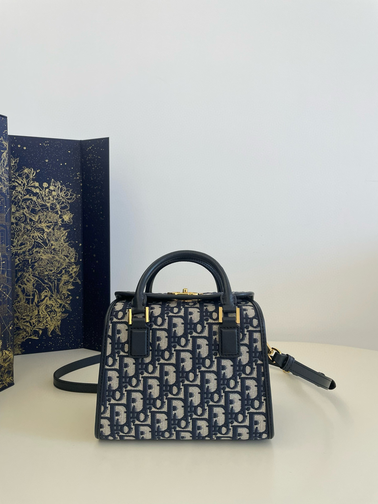 디올 Dior Boston Bag Blue Oblique 20cm