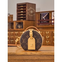 루이비통 Louis Vuitton M44699 Mini Boite Chapeau Monogram