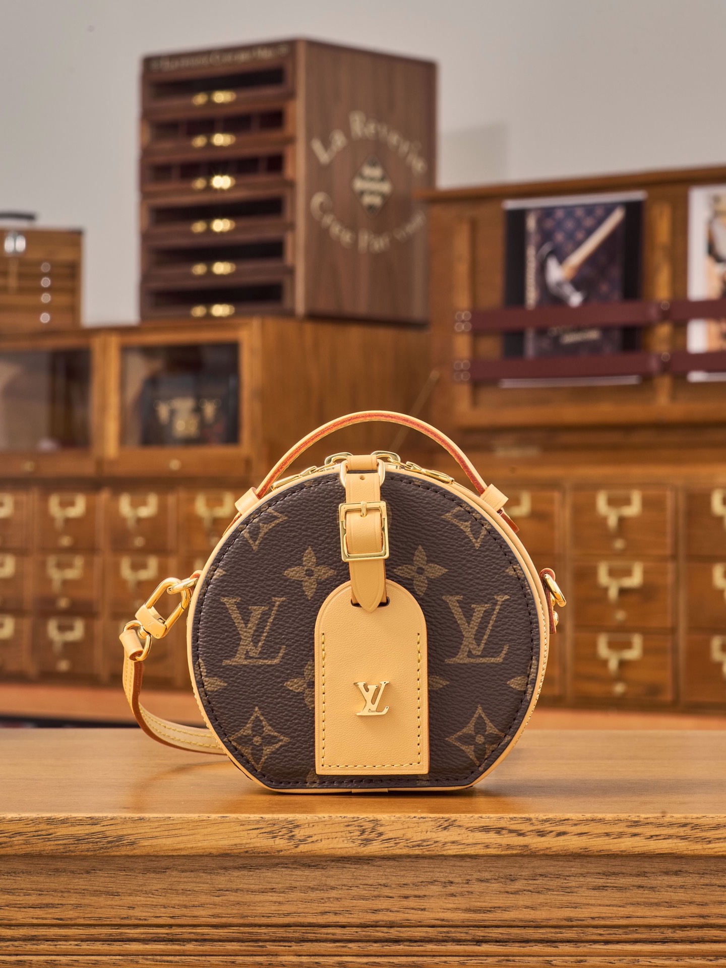 루이비통 Louis Vuitton M44699 Mini Boite Chapeau Monogram
