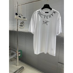아크테릭스 ARC'TERYX 반팔 티셔츠