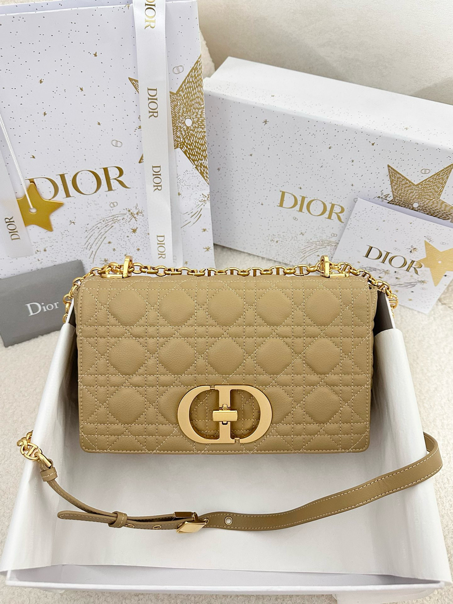 디올 Dior Medium Dior Caro Bag Apricot 25.5cm