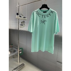 아크테릭스 ARC'TERYX 반팔 티셔츠