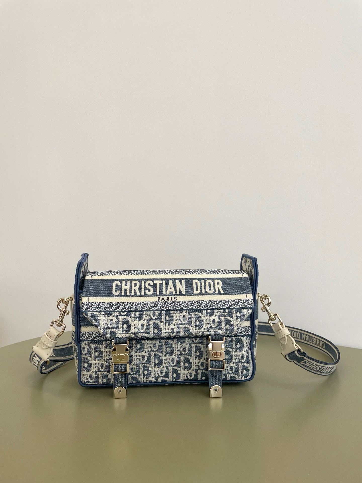 디올 Dior Small Diorcamp Bag Oblique Jacquard Light Blue 23cm