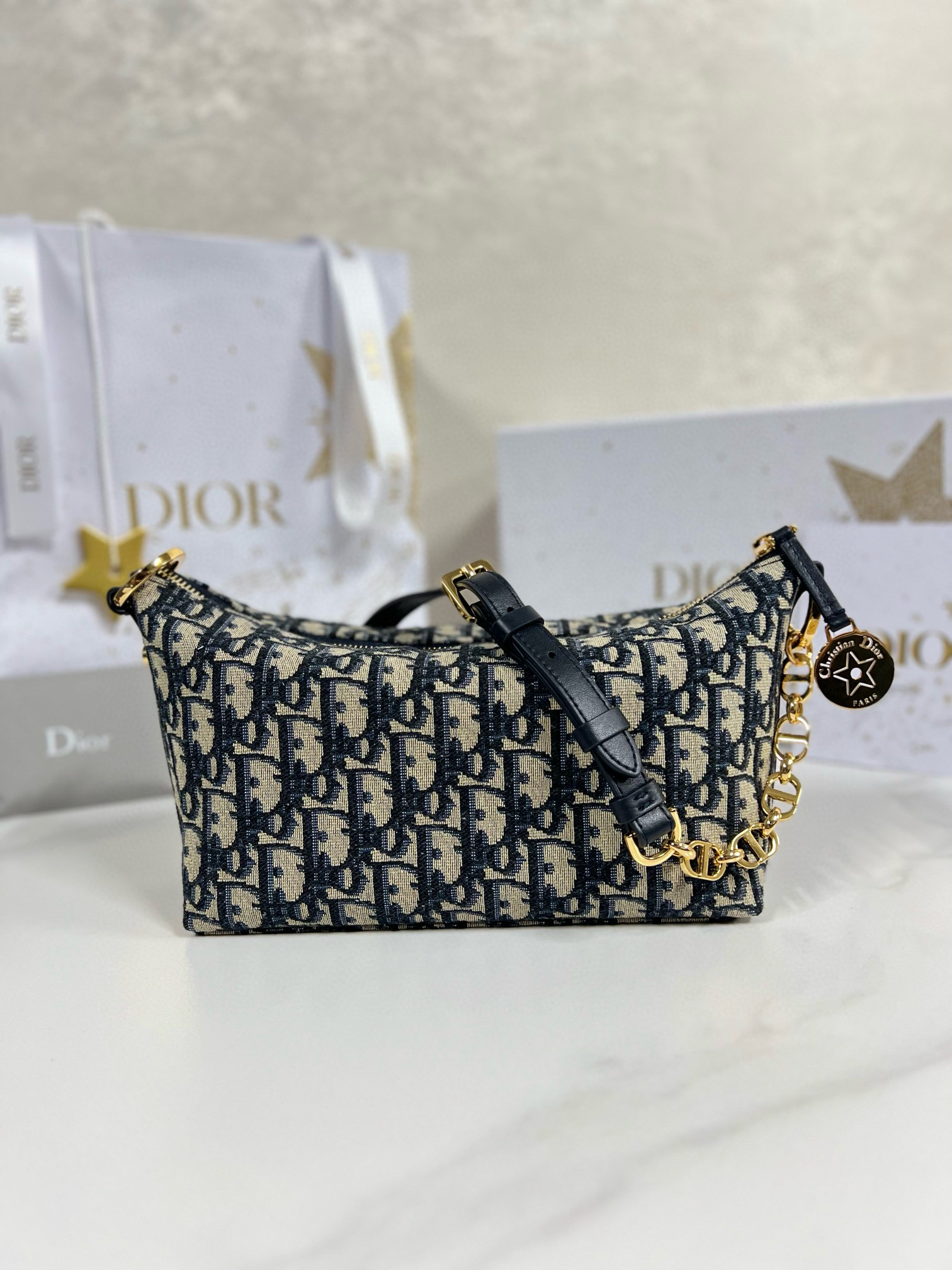 디올 Dior Diorstar Hobo Bag with Chain Dark Blue Oblique 28.5cm