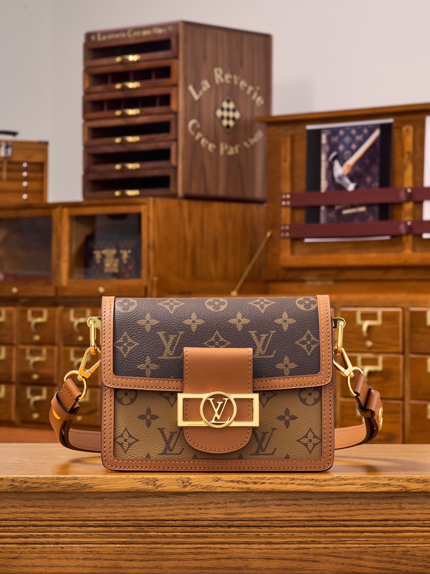 루이비통 Louis Vuitton M45959 Mini Dauphine Monogram and Monogram Reversed 20CM