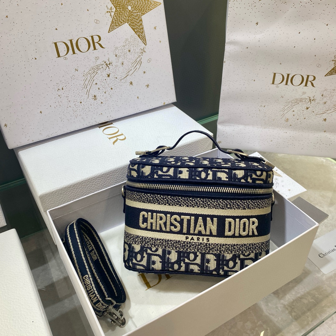 디올 Dior Small DiorTravel Vanity Case with Shoulder Strap Oblique Jacquard Blue 18.5cm