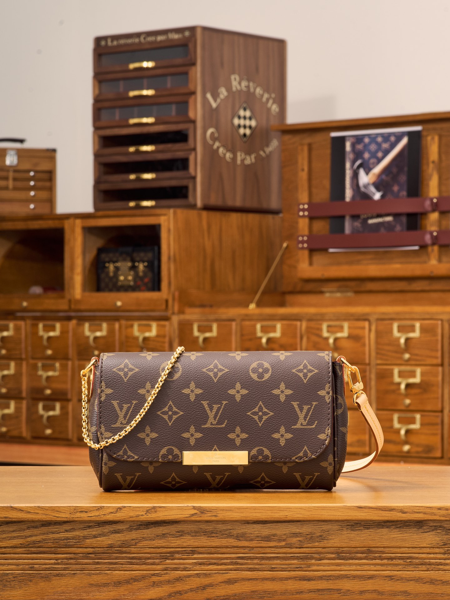 루이비통 Louis Vuitton M40718 Favorite MM Monogram Brown 26CM