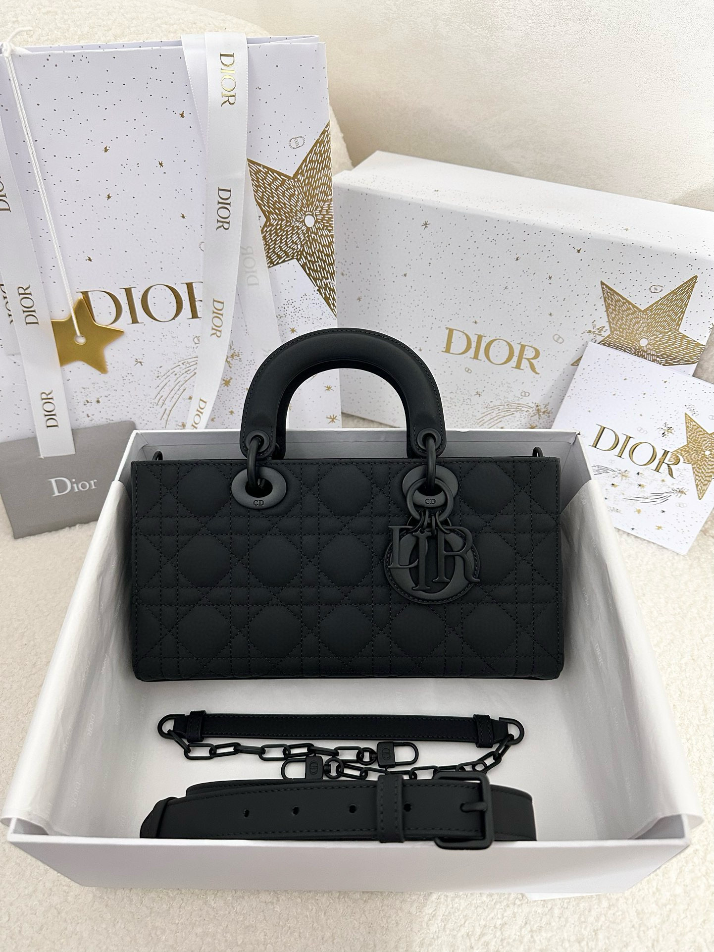 디올 Dior Medium Lady D-Joy Bag Black 26cm