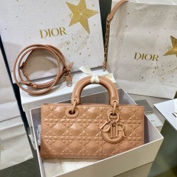 디올 Dior Medium Lady D-Joy Bag Pink 26cm