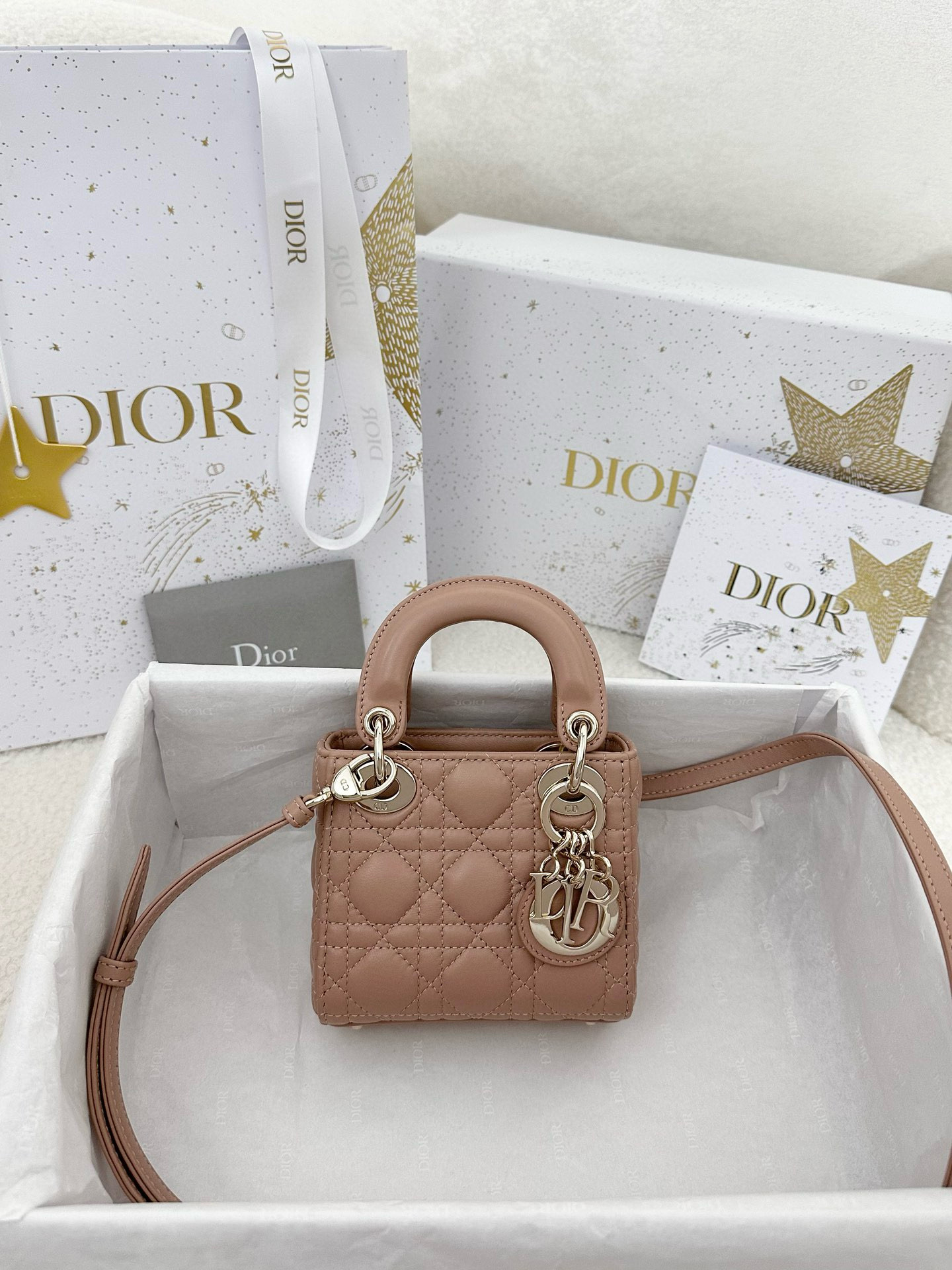 디올 Dior Lady Dior Micro Bag Apricot