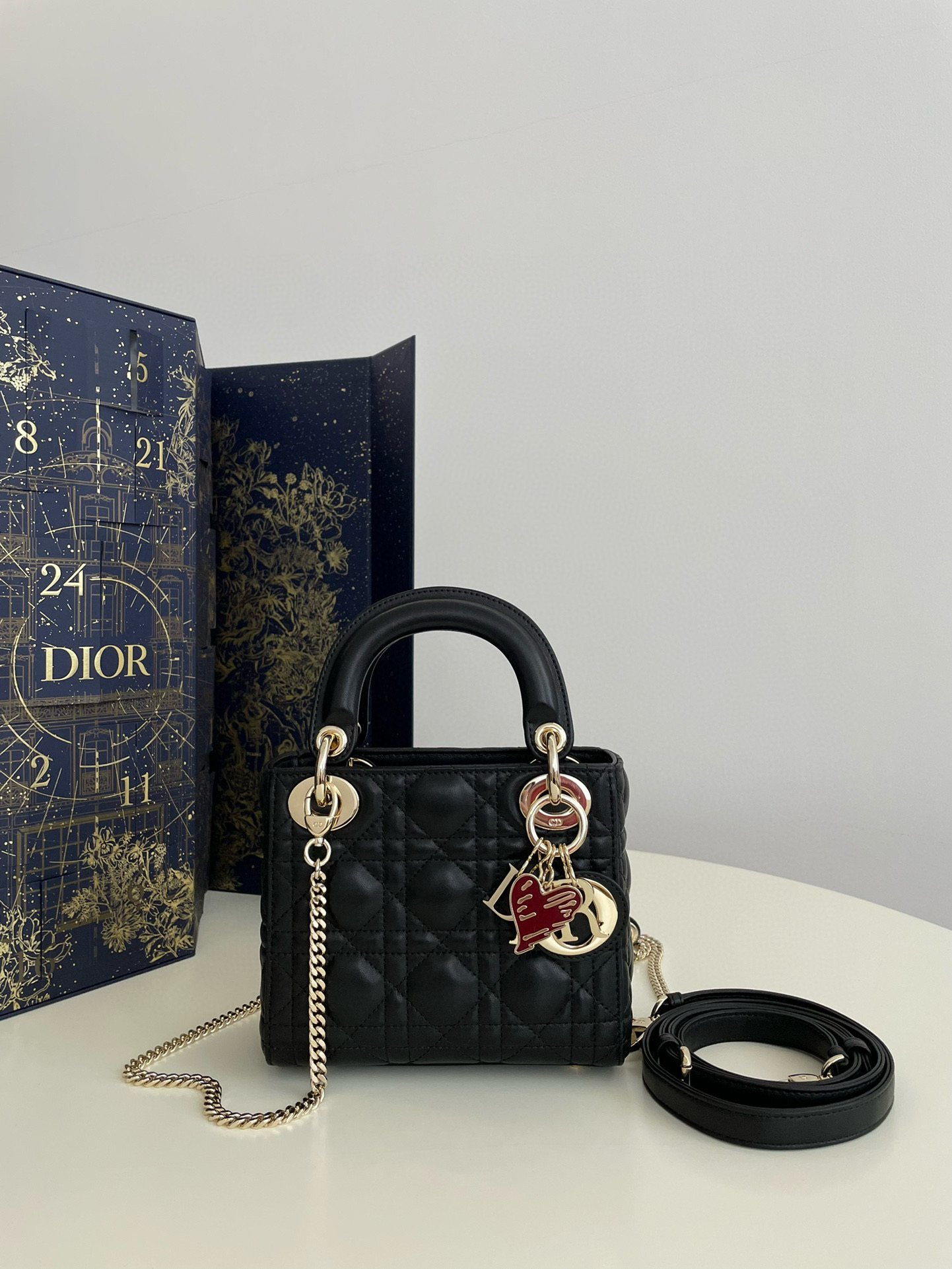 디올 Dior Mini Lady Dior Bag Black 17cm