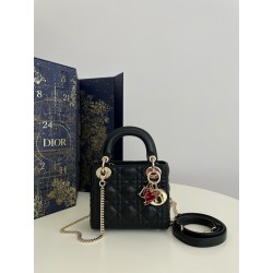 디올 Dior Mini Lady Dior Bag Black 17cm