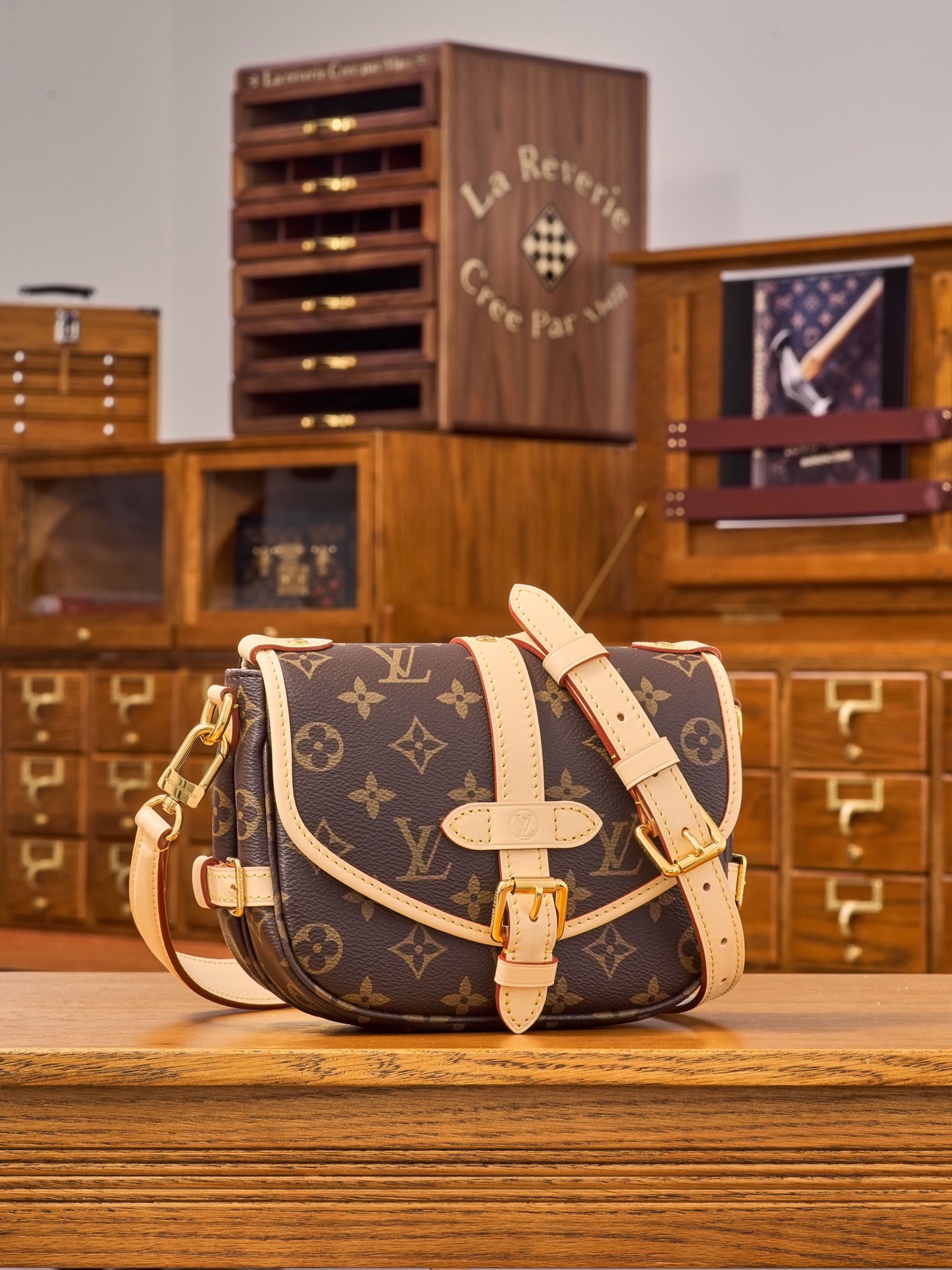 루이비통 Louis Vuitton M46740 Saumur BB Monogram 20CM