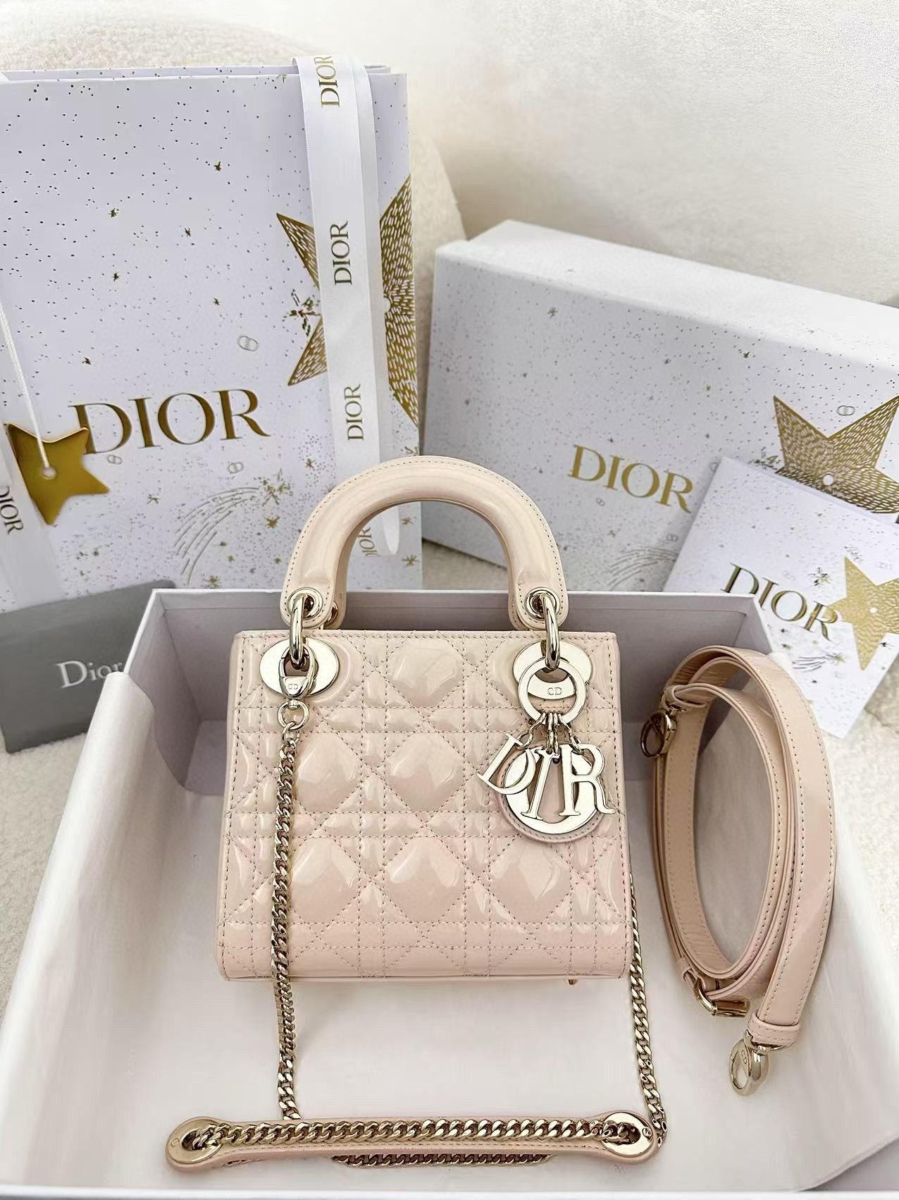 디올 Dior Mini Lady Dior Bag Pink 17cm