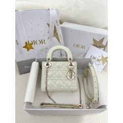 디올 Dior Mini Lady Dior Bag White 17cm