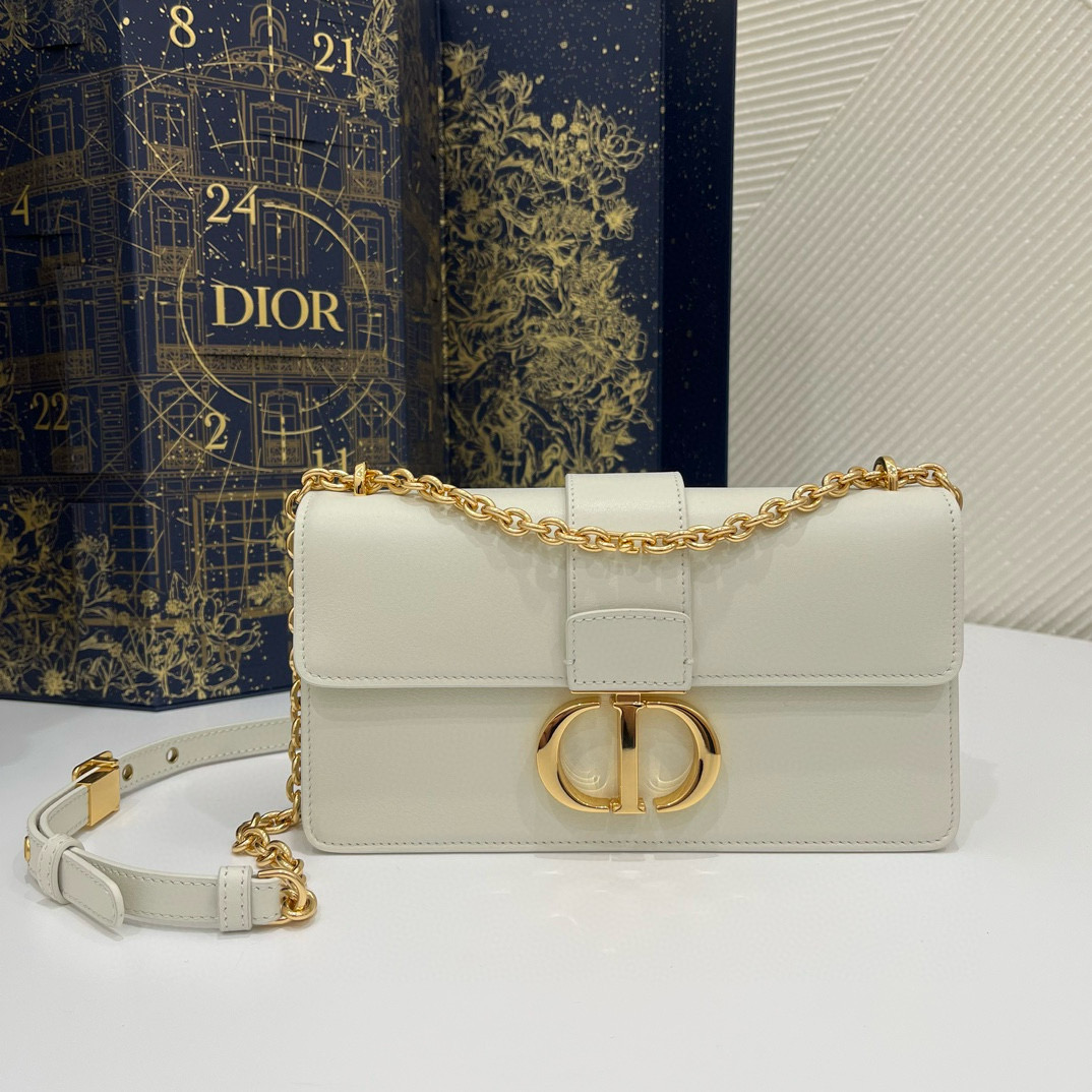 디올 Dior 30 Montaigne East-West Bag with Chain White 21.5cm