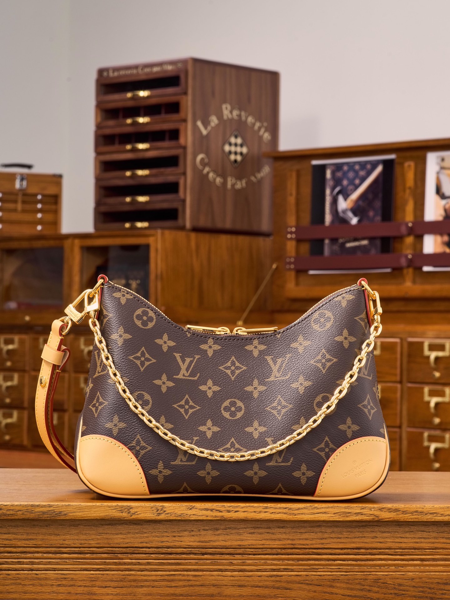 루이비통 Louis Vuitton M45832 Boulogne Monogram Natural 29CM