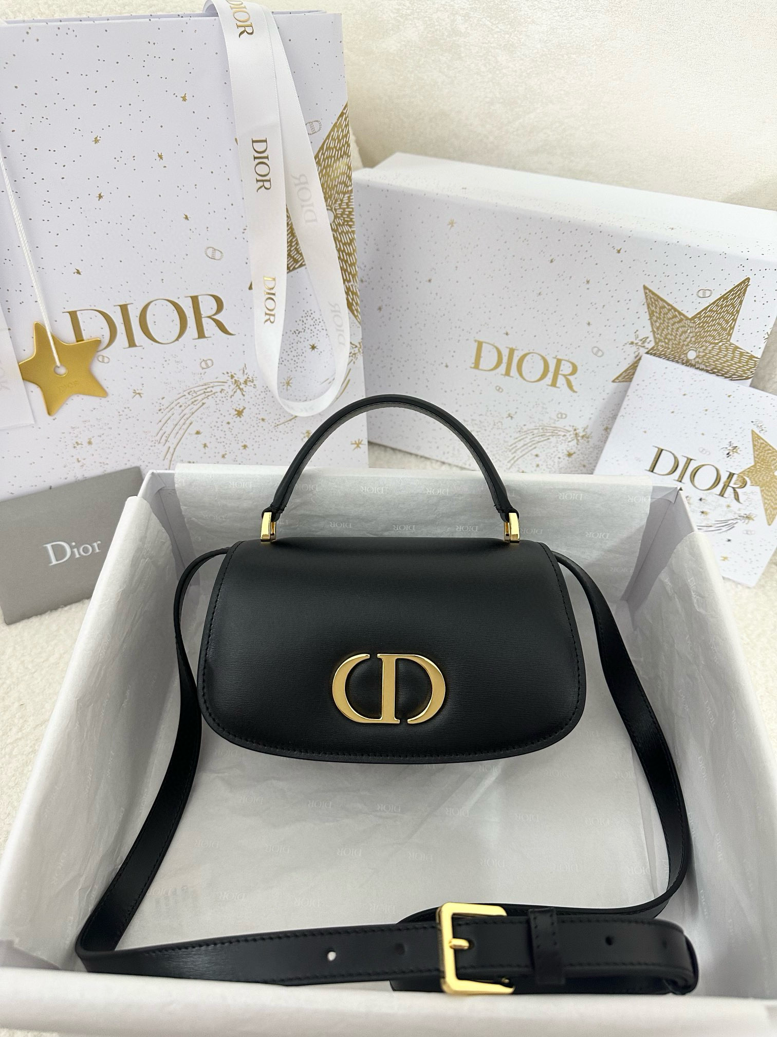 디올 Dior Small 30 Montaigne Avenue Top Handle Bag Black 19cm