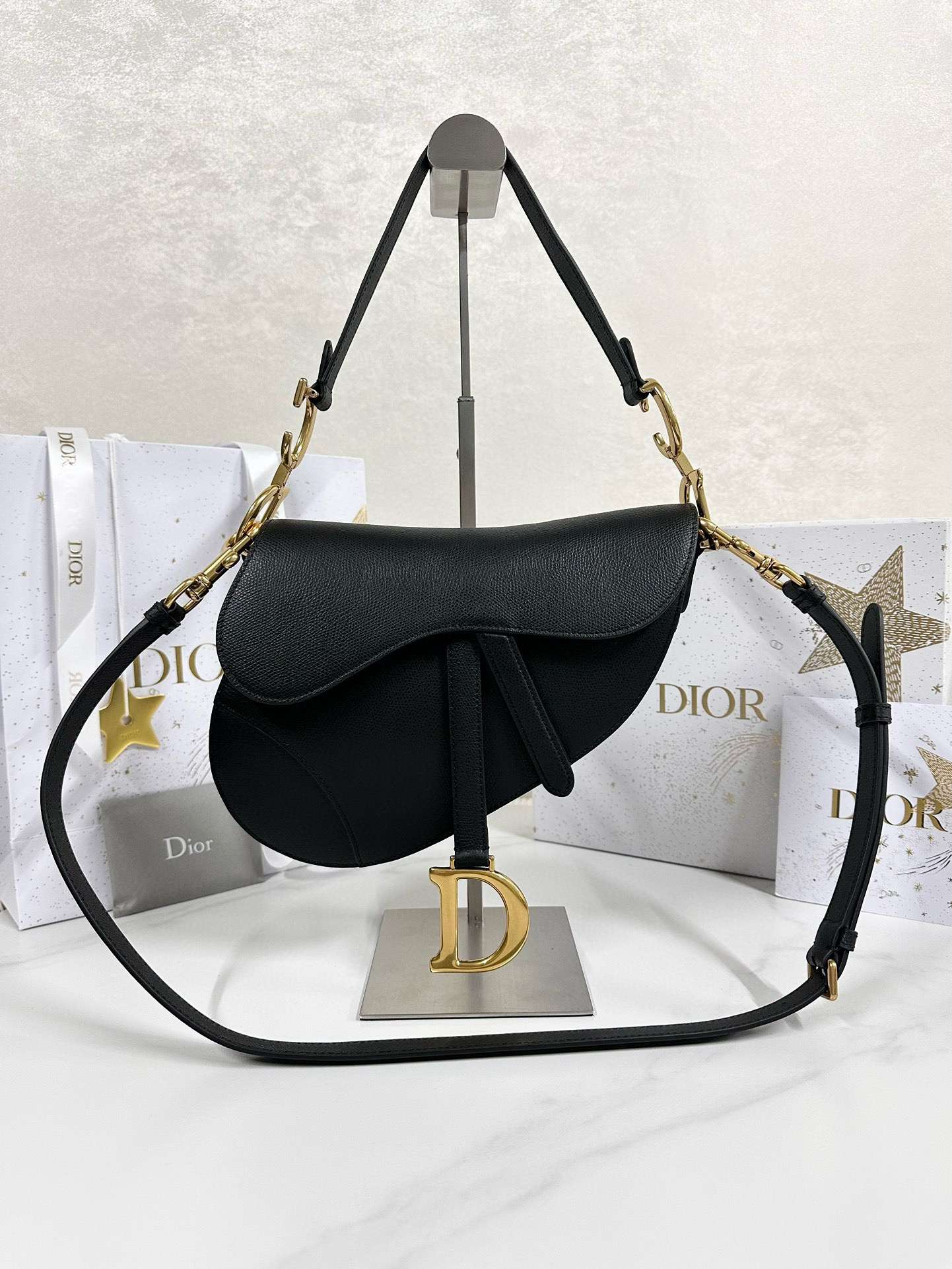 디올 Dior Saddle Bag with Strap Black 25.5cm