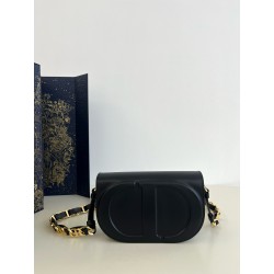 디올 Dior Signature Bag Black 21cm
