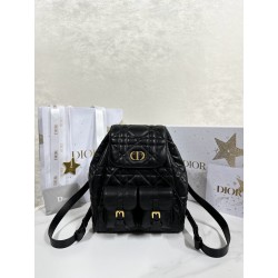 디올 Dior Medium Dior Caro Backpack Black 23cm