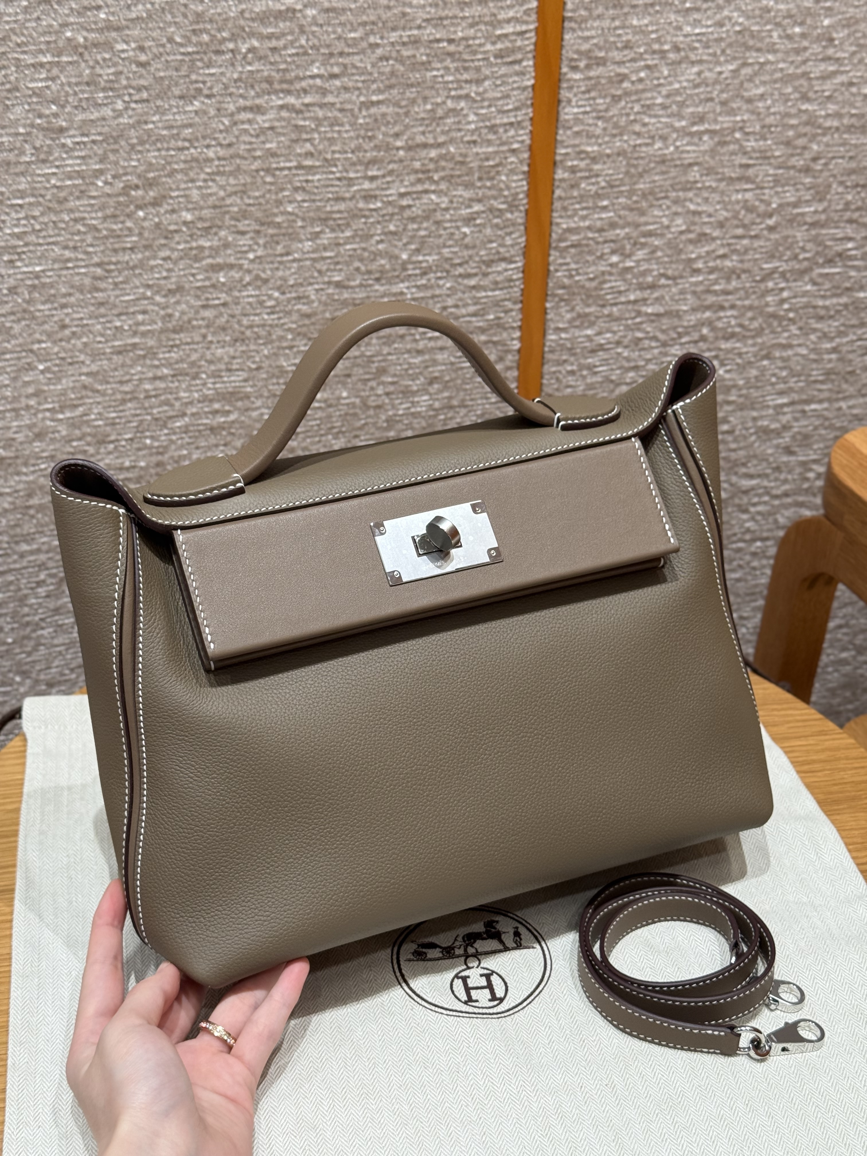 에르메스 Hermes Kelly 2424 29cm evercolor 18 Etoupe/silver