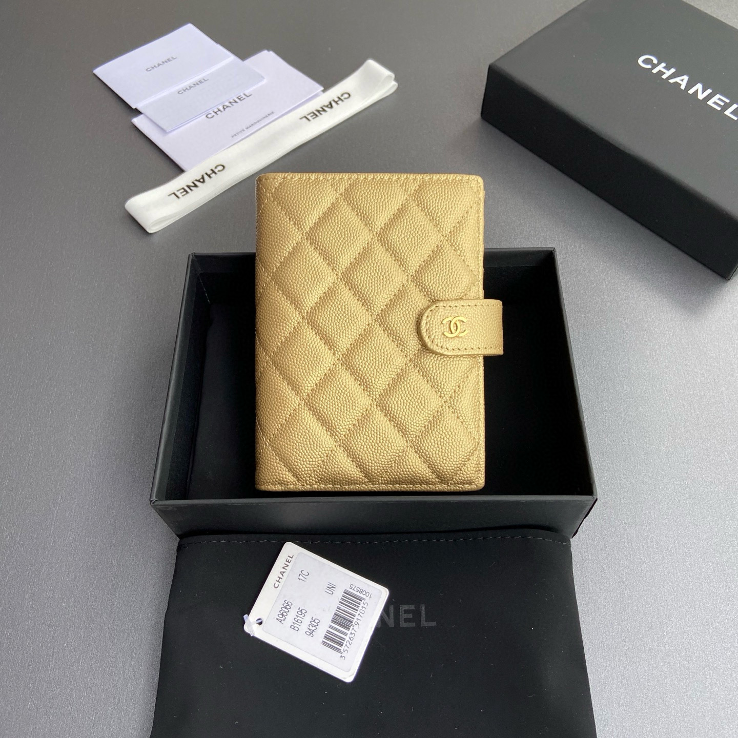 샤넬 Chanel 96066 지갑 gold 10CM