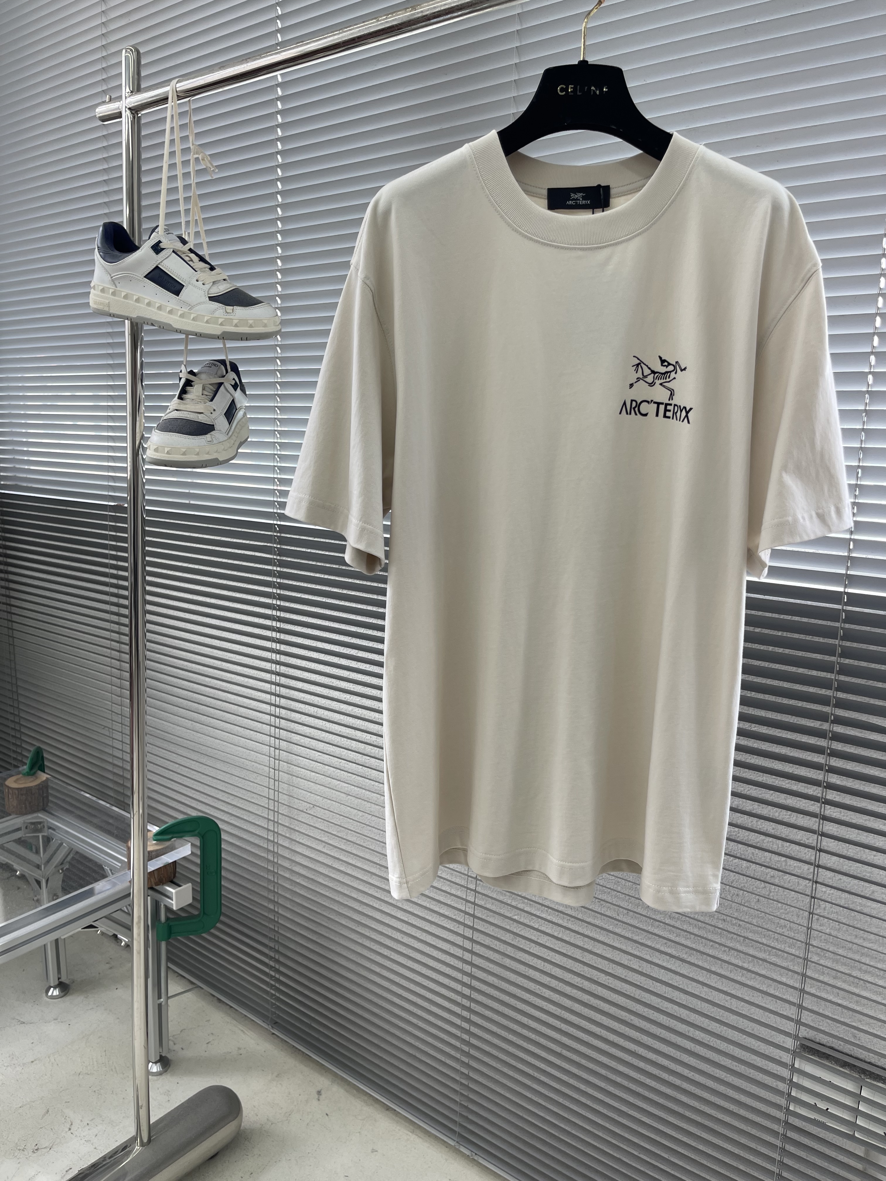 아크테릭스 ARC'TERYX 반팔 티셔츠