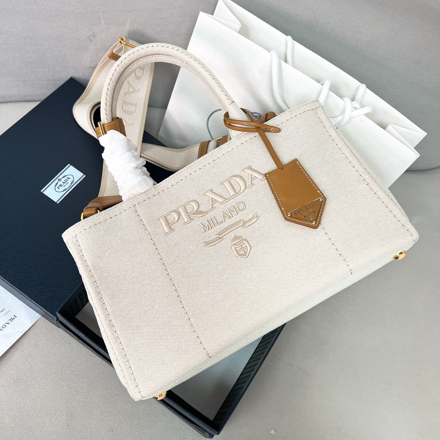 프라다 Prada 1BG554 라지 코튼 캔버스 핸드백 33cm