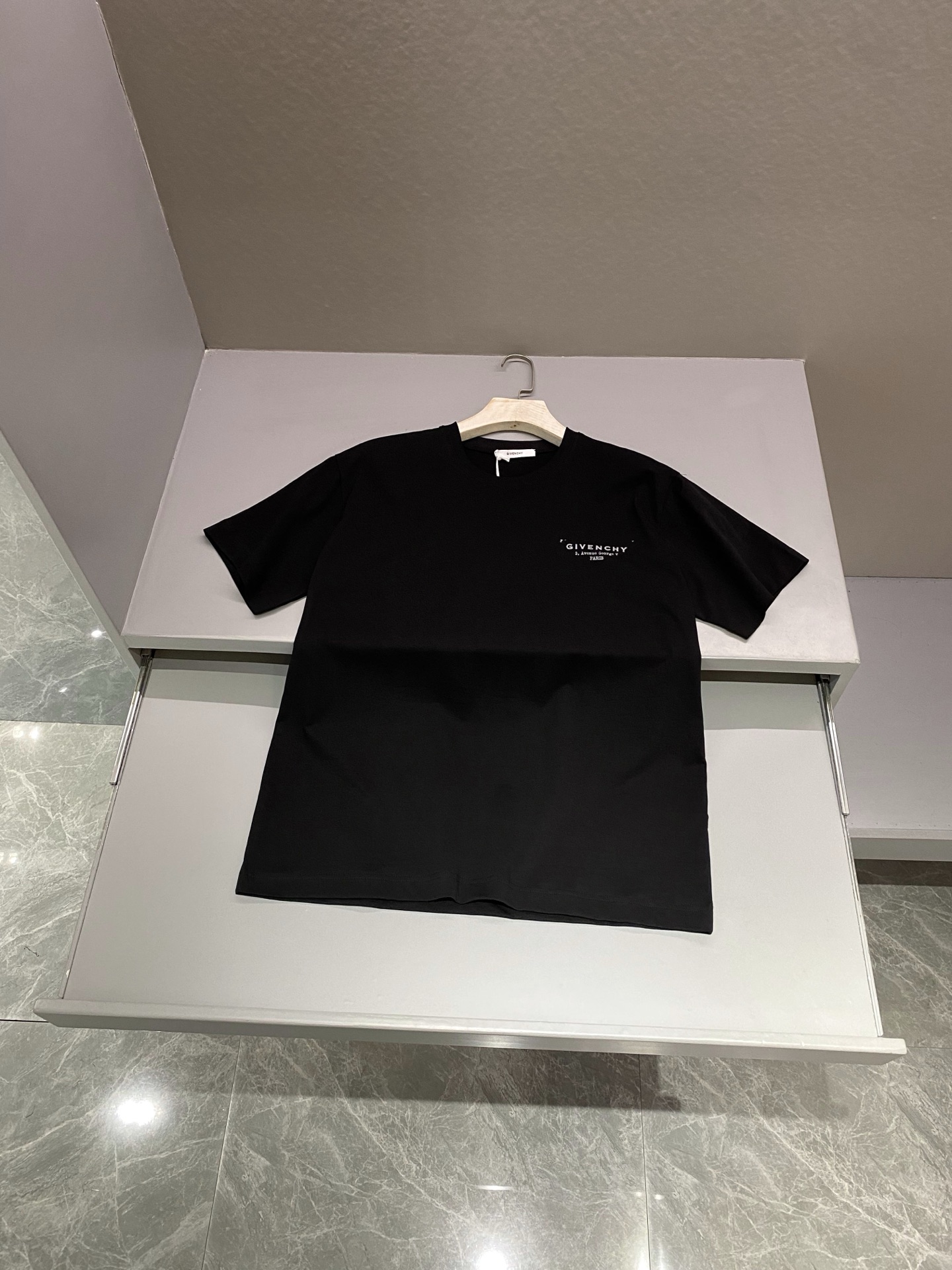 지방시 Givenchy 반팔 티셔츠