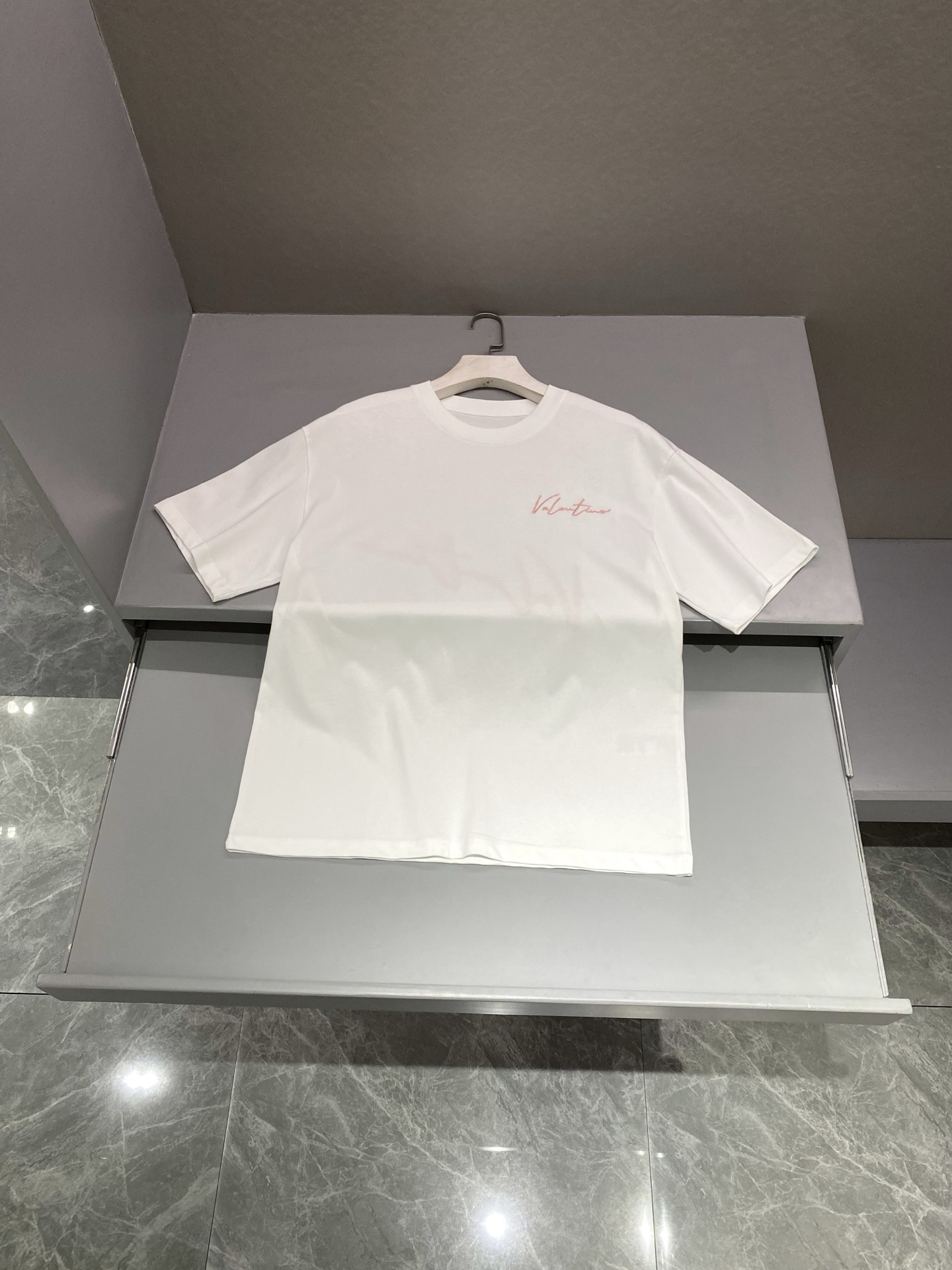 발렌티노 Valentino 반팔 티셔츠