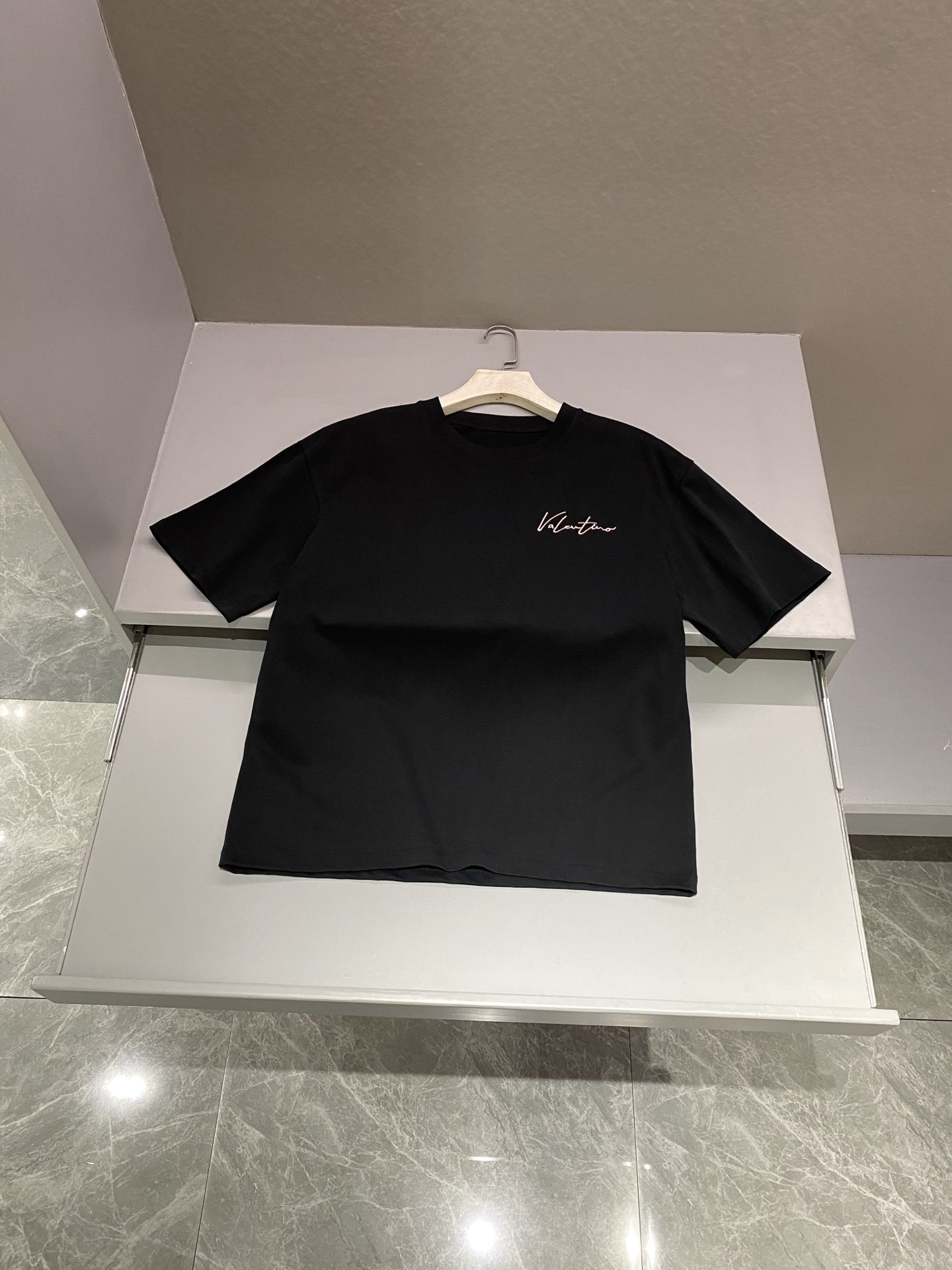 발렌티노 Valentino 반팔 티셔츠