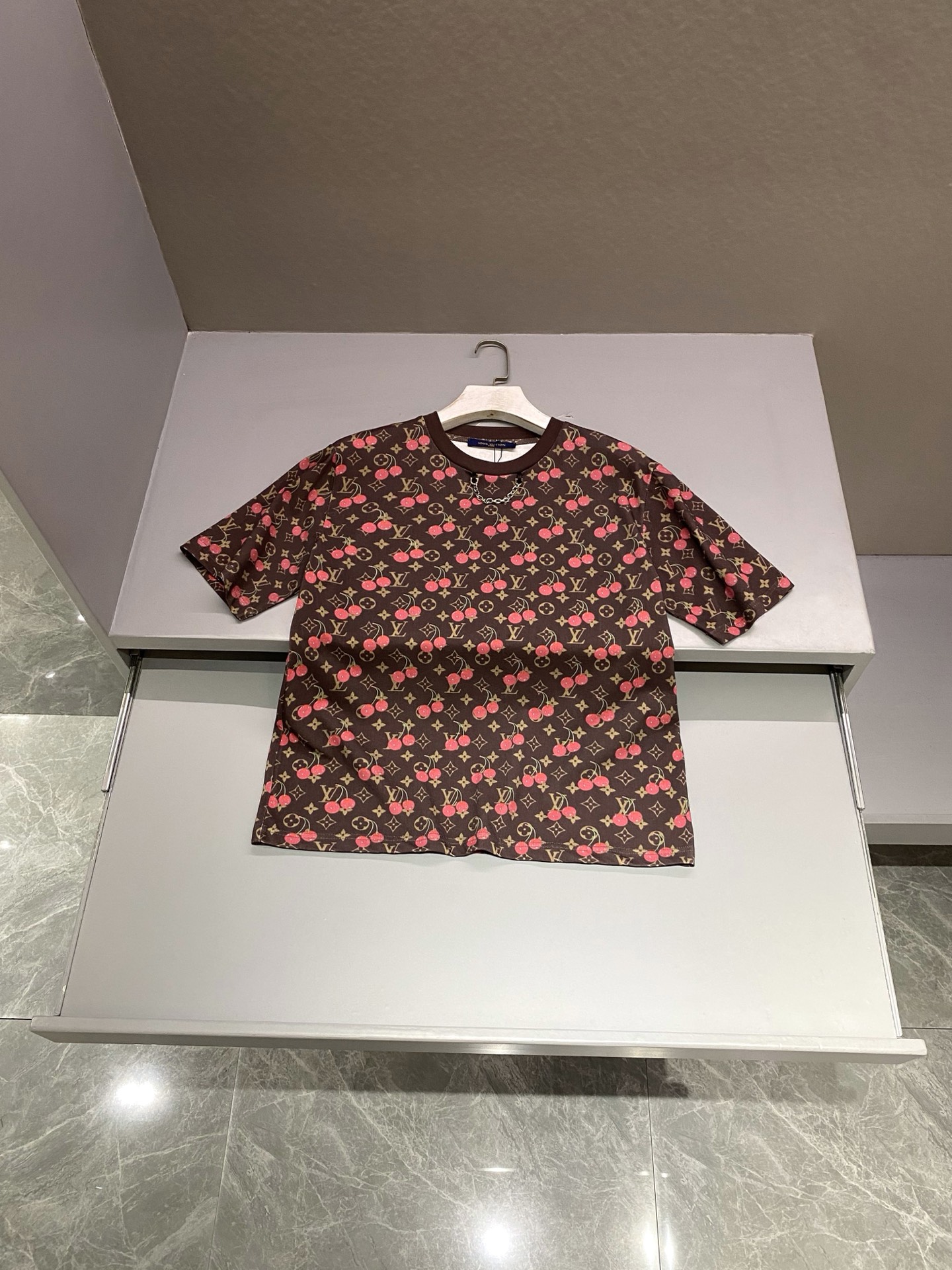 루이비통 Louis Vuitton 반팔 티셔츠