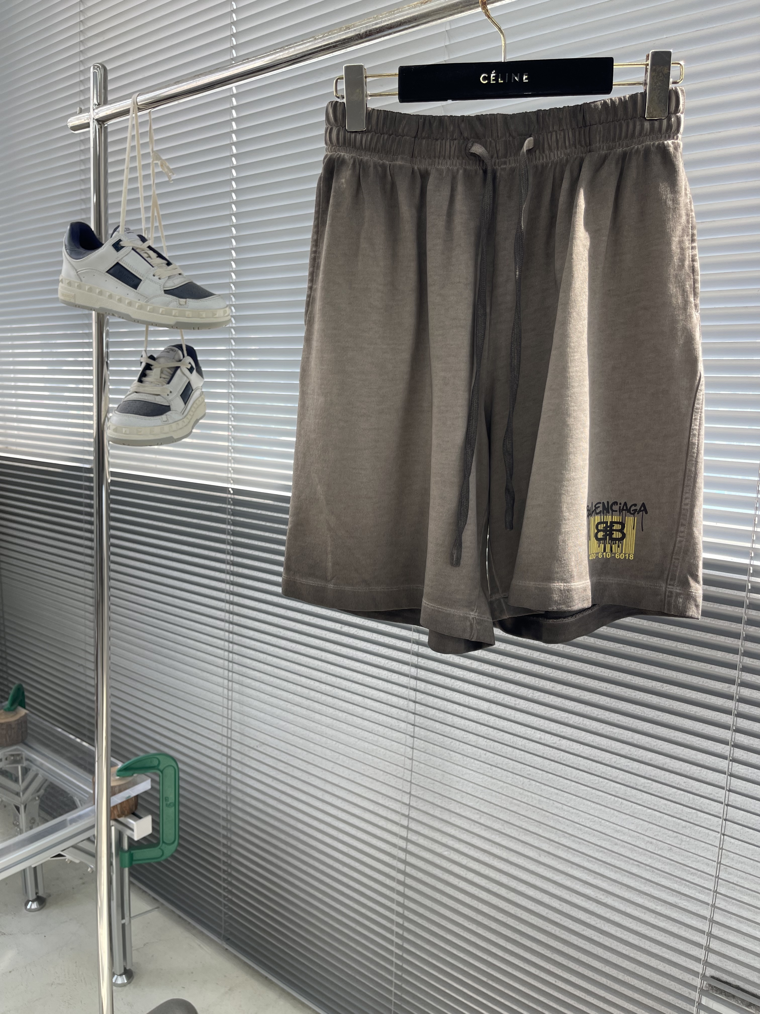 발렌시아가 Balenciaga 반바지