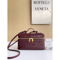 보테가 베네타 Bottega Veneta Bang Bang Vanity 크로스 백 789109 22cm