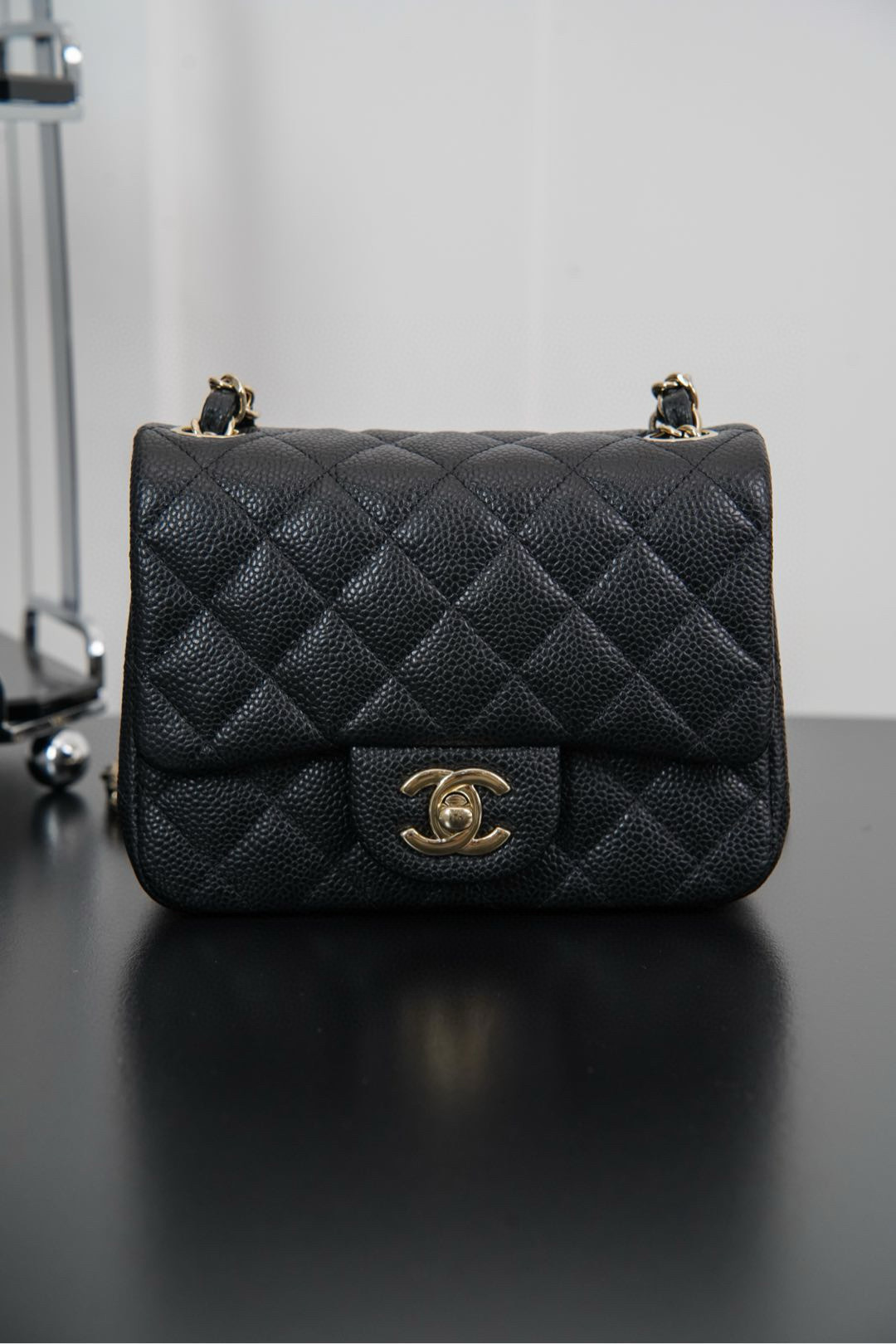 샤넬 Chanel Classic Flap Bag A35200 Black gold 17cm
