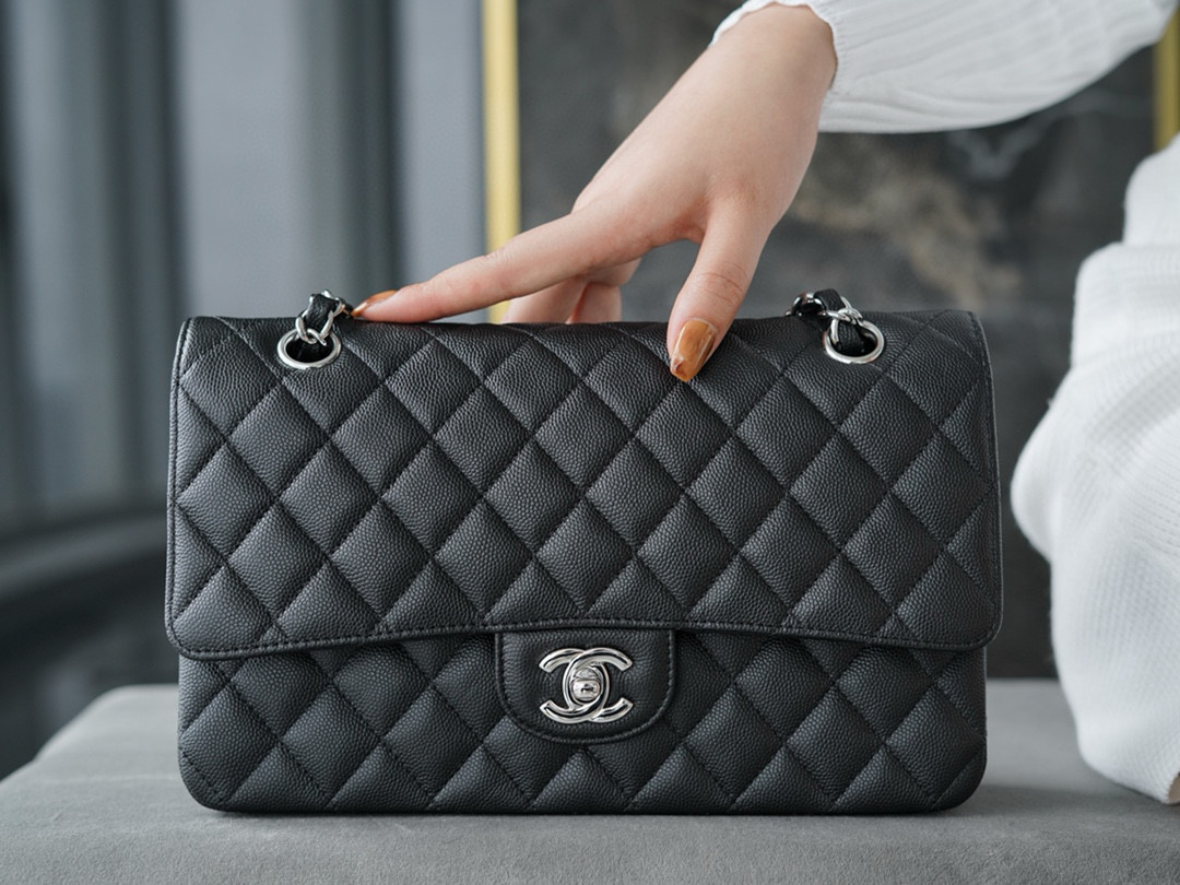 샤넬 Chanel Medium Classic Flap Bag A01112 Black silver 25cm