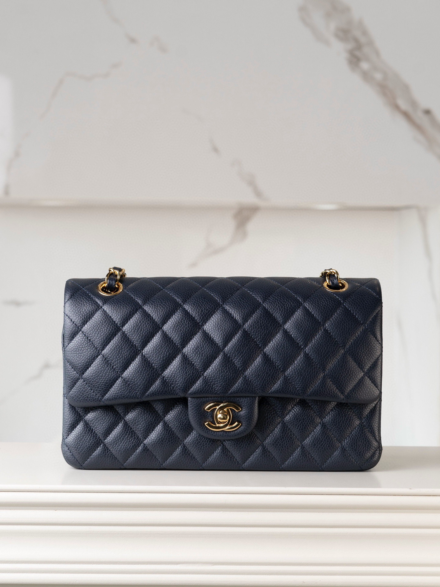 샤넬 Chanel Medium Classic Flap Bag A01112 Deep blue 25cm