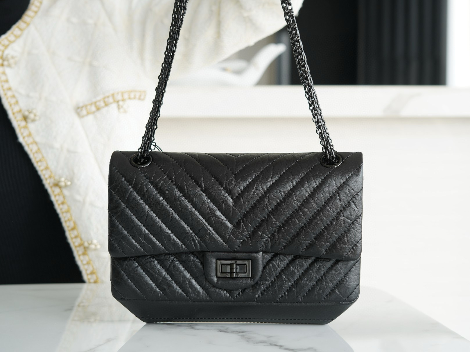 샤넬 Chanel 2.55 Flap Bag A37586 So Black 24cm