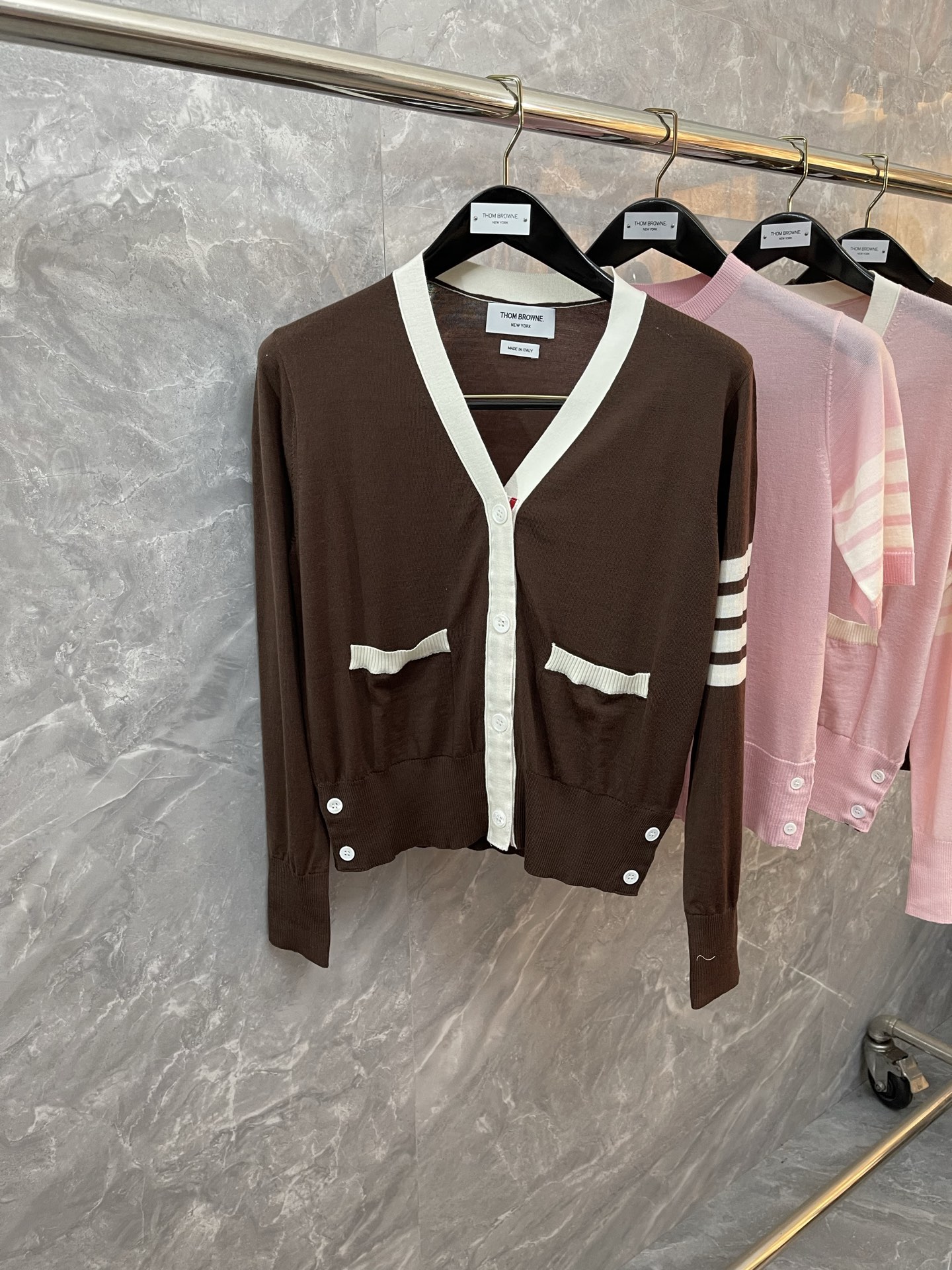 톰브라운 Thom Browne 가디건