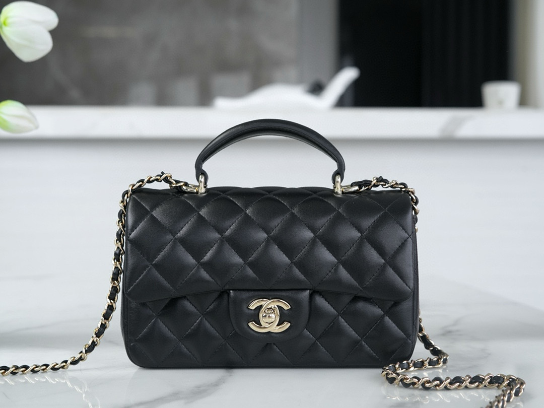 샤넬 Chanel 23p Mini Flap Bag with Top Handle AS2431 Black 20cm