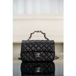 샤넬 Chanel 23K Mini Flap Bag with Top Handle Black 20cm