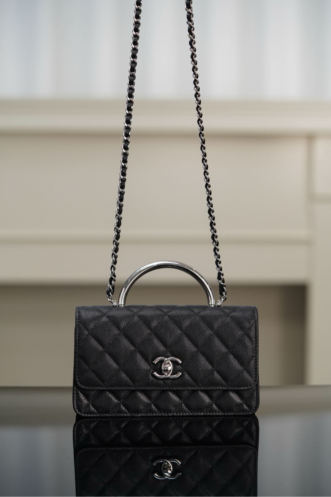 샤넬 Chanel 25P Flap Bag with Top Handle black 18.5cm