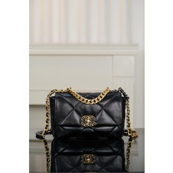 샤넬 Chanel 19 Handbag AS1160 Black gold 26cm