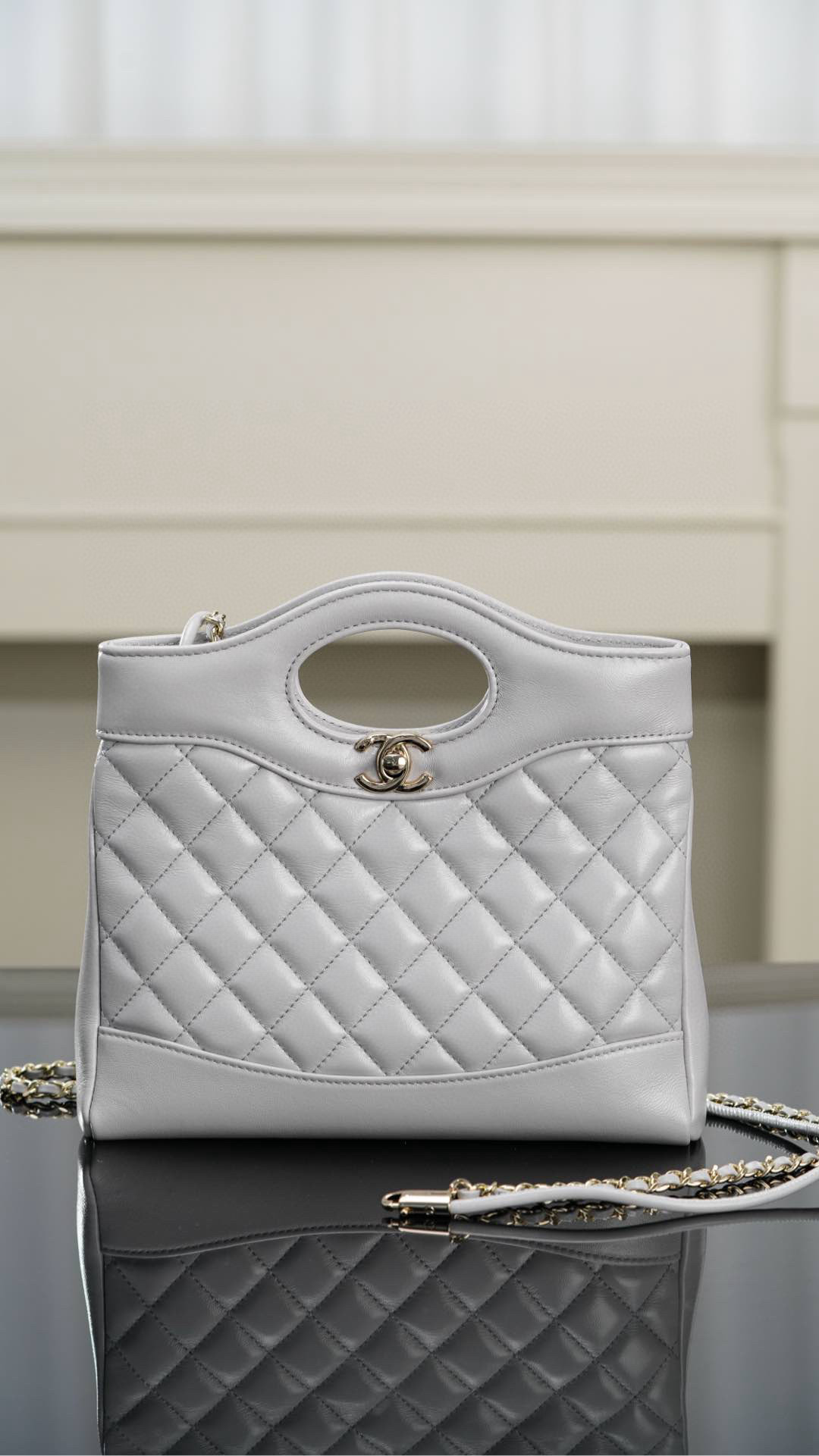 샤넬 Chanel 25P 31 Mini Shopping Bag AS4133 Light grey 22cm