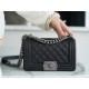 샤넬 Chanel Small Leboy Bag A67085 Black silver 20cm