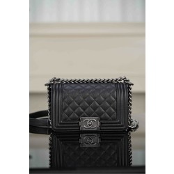 샤넬 Chanel Small Leboy Bag A67085 Black silver 20cm
