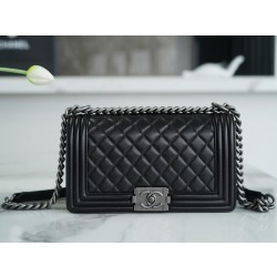 샤넬 Chanel Medium Leboy Bag A67086 Black silver 25cm