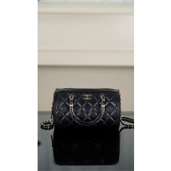 샤넬 Chanel Bowling Bag Black 18.5cm